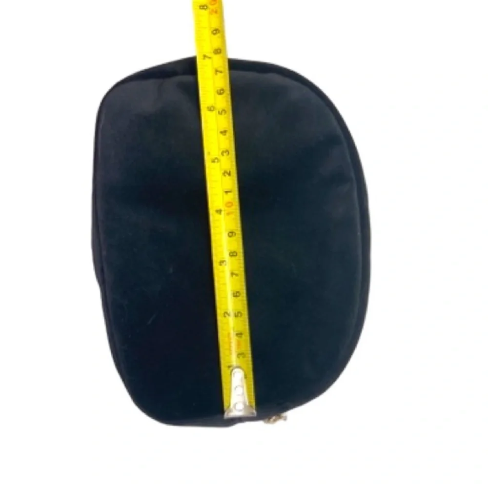 Lululemon go getter pouch in black velour